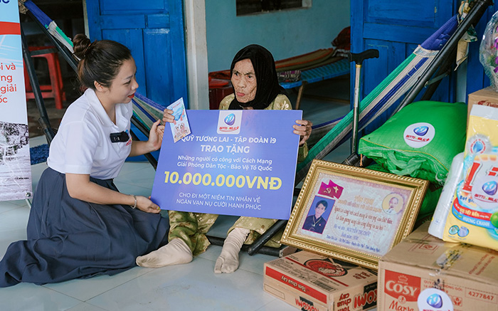 Hỗ trợ hotline U888 VIP